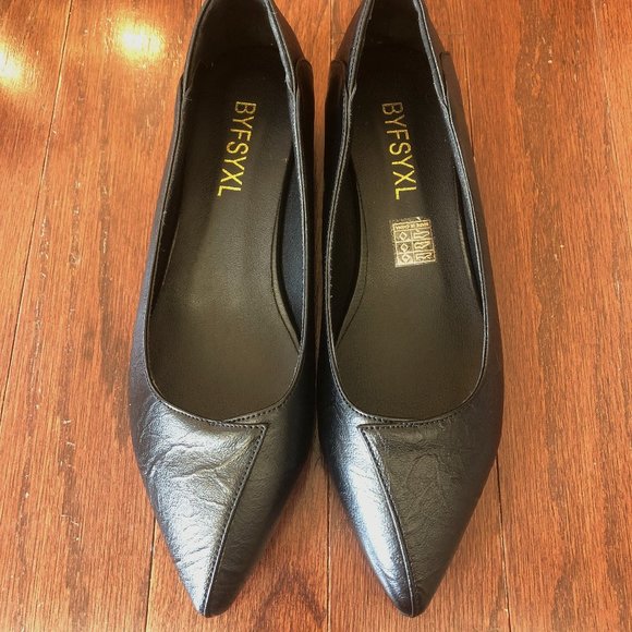 BYFSYXL Shoes - Black Pointed-toe Flats in Original Packaging Size 9 (40)